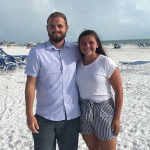 Meet your Posher, Danielle